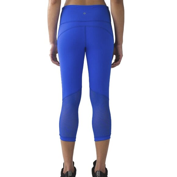 Lululemon Hit It Crop Cerulean Blue Mesh High-Rise Reflective Size 2 - NWOT - Picture 2 of 6